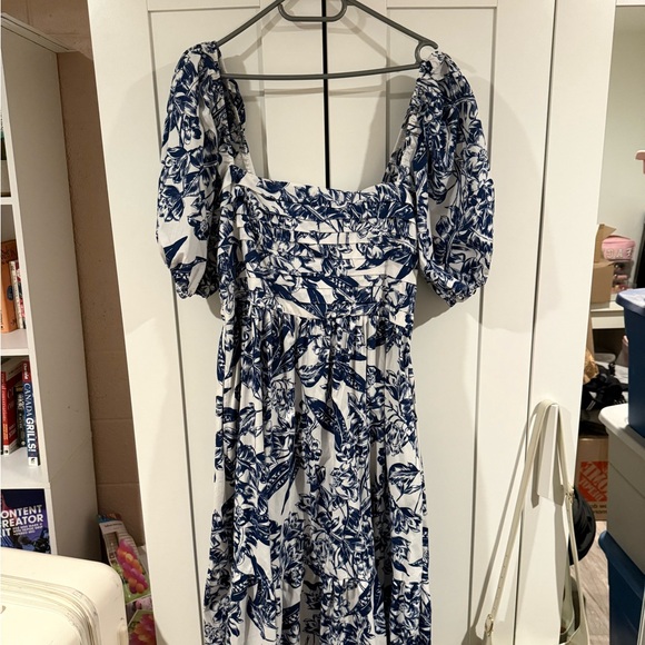 Abercrombie & Fitch Blue and White Midi Dress - Picture 1 of 3